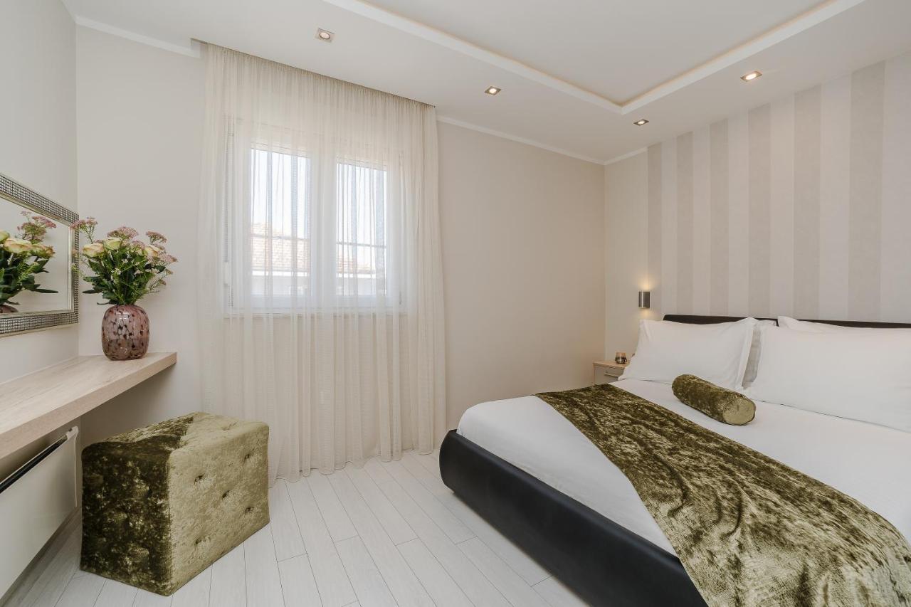 Villa Karla Zara Esterno foto